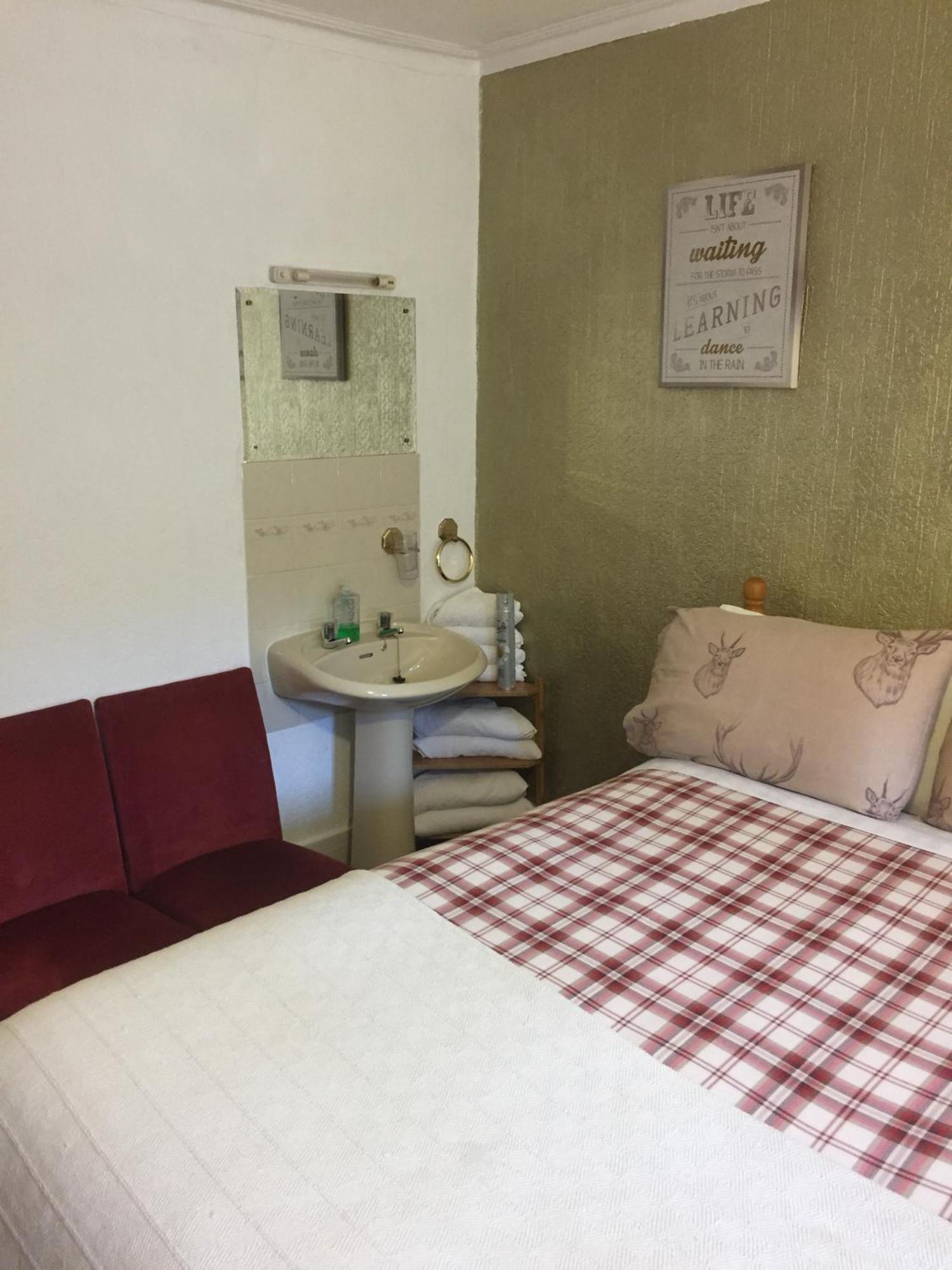 Tanglin Guest House 오반 외부 사진